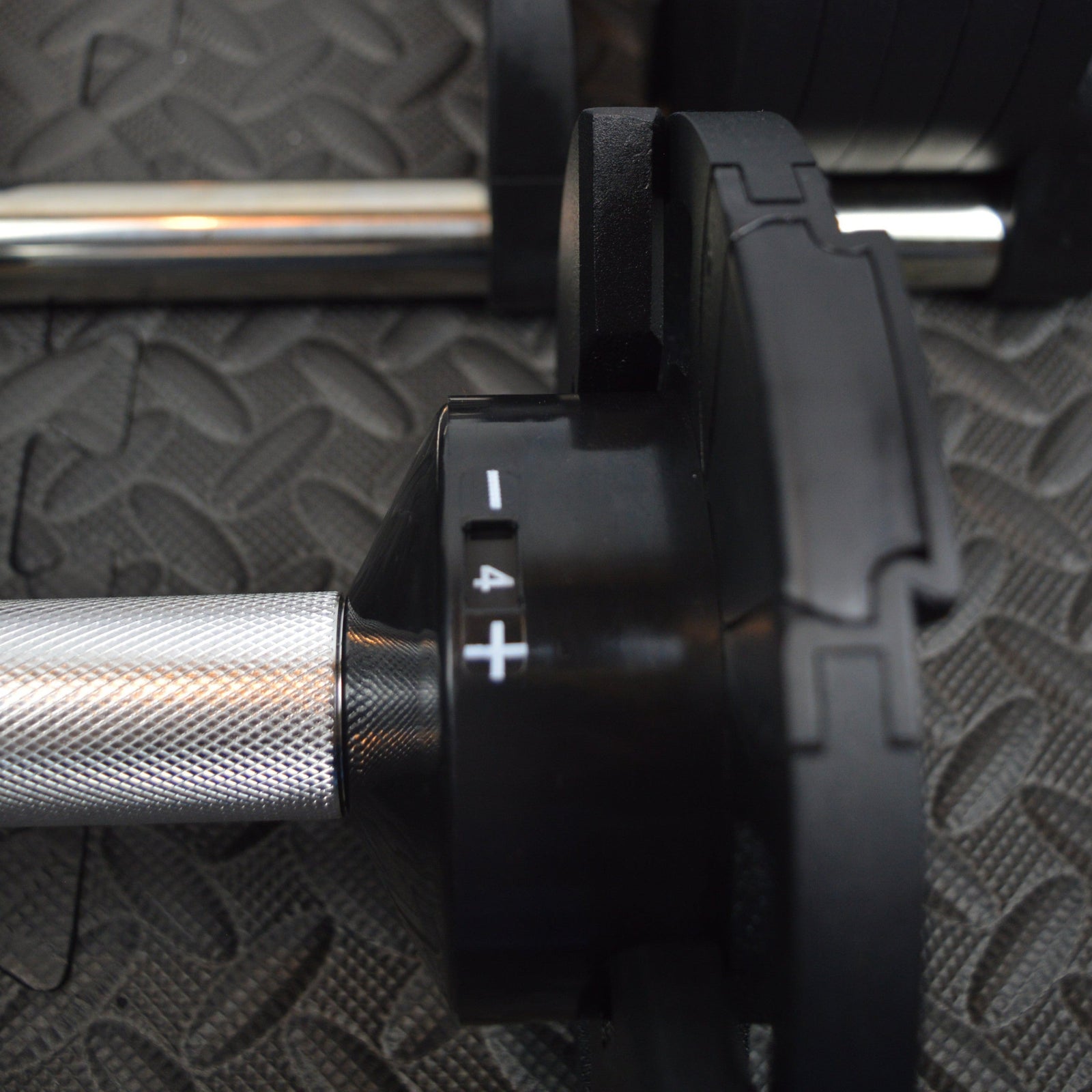 24kg Adjustable Dumbbells pair with 4kg Increments