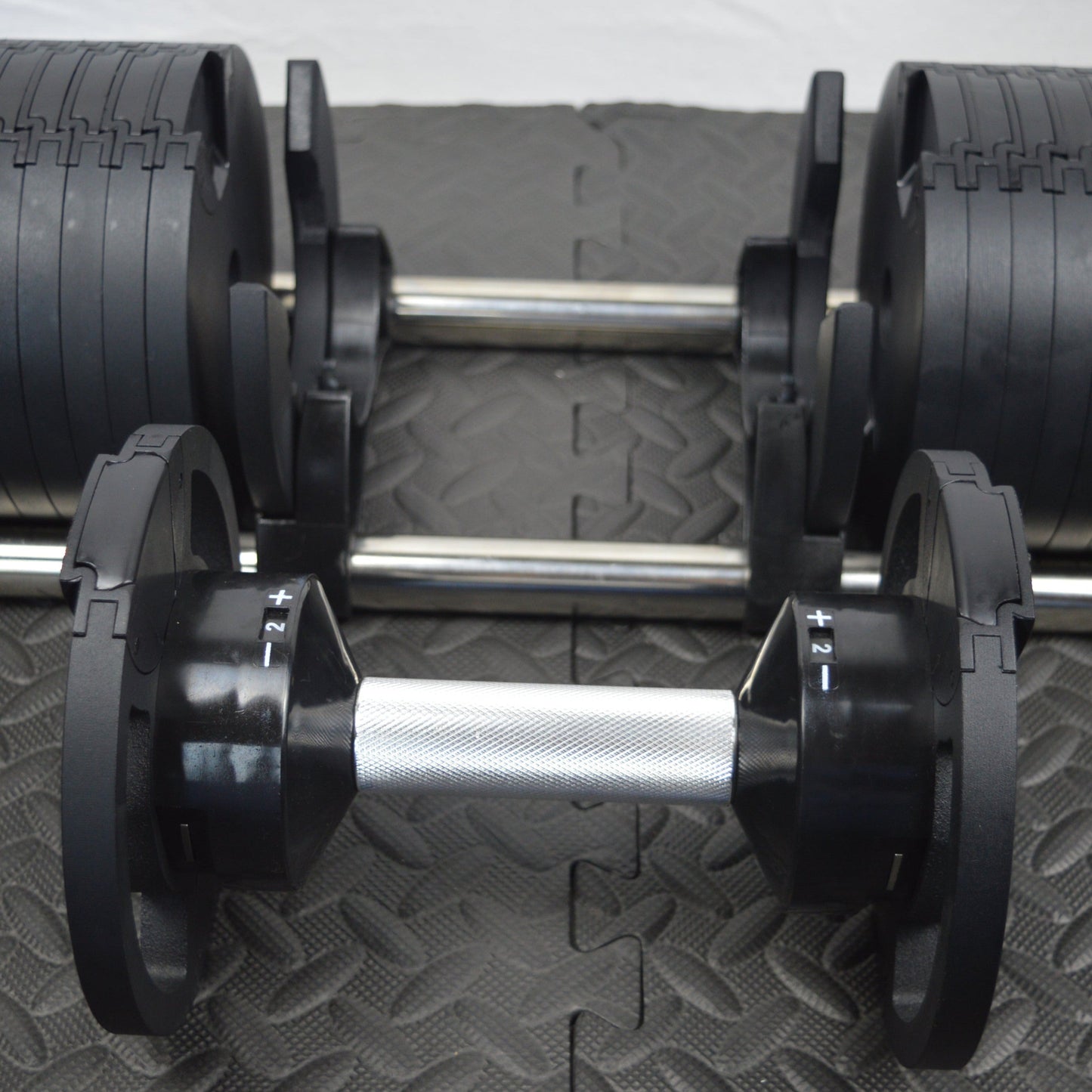 32kg Adjustable Dumbbell Pair 2kg Increments