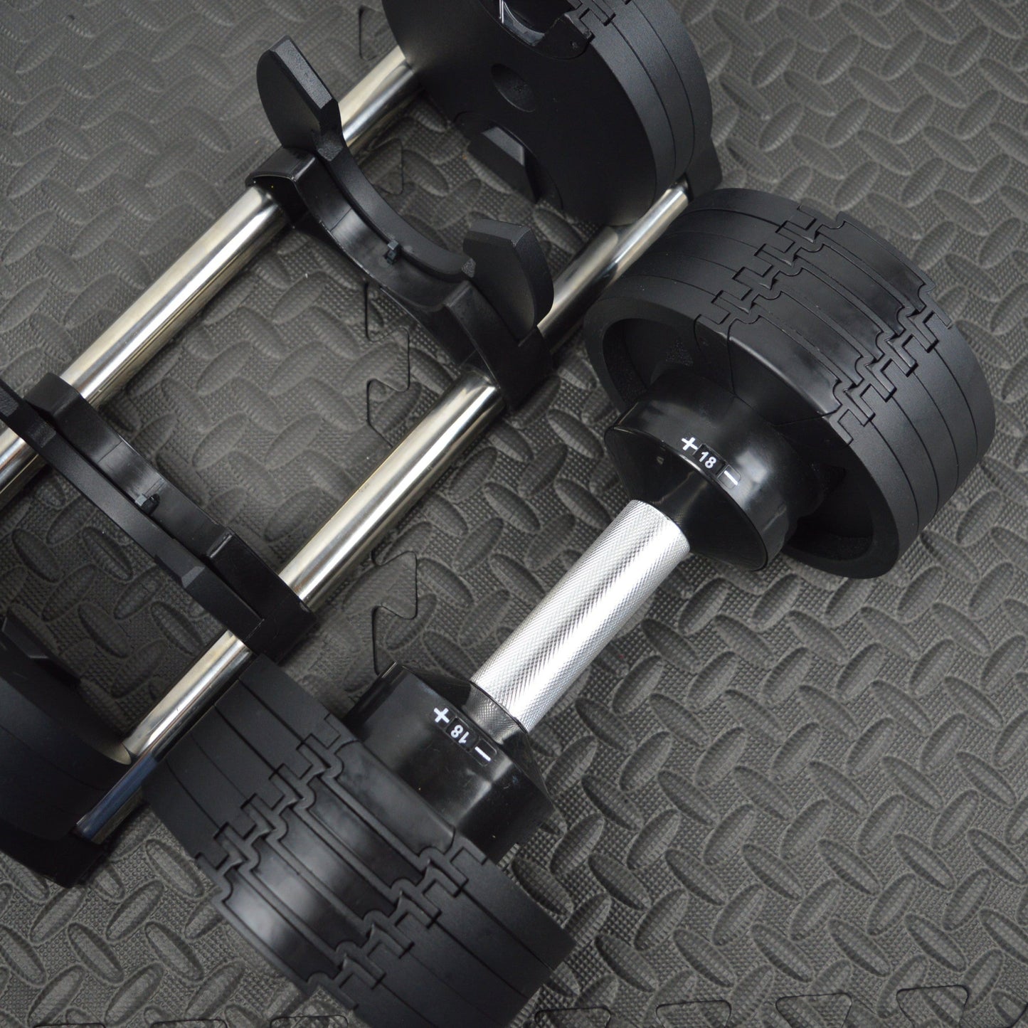 32kg Adjustable Dumbbell Pair 4kg Increments